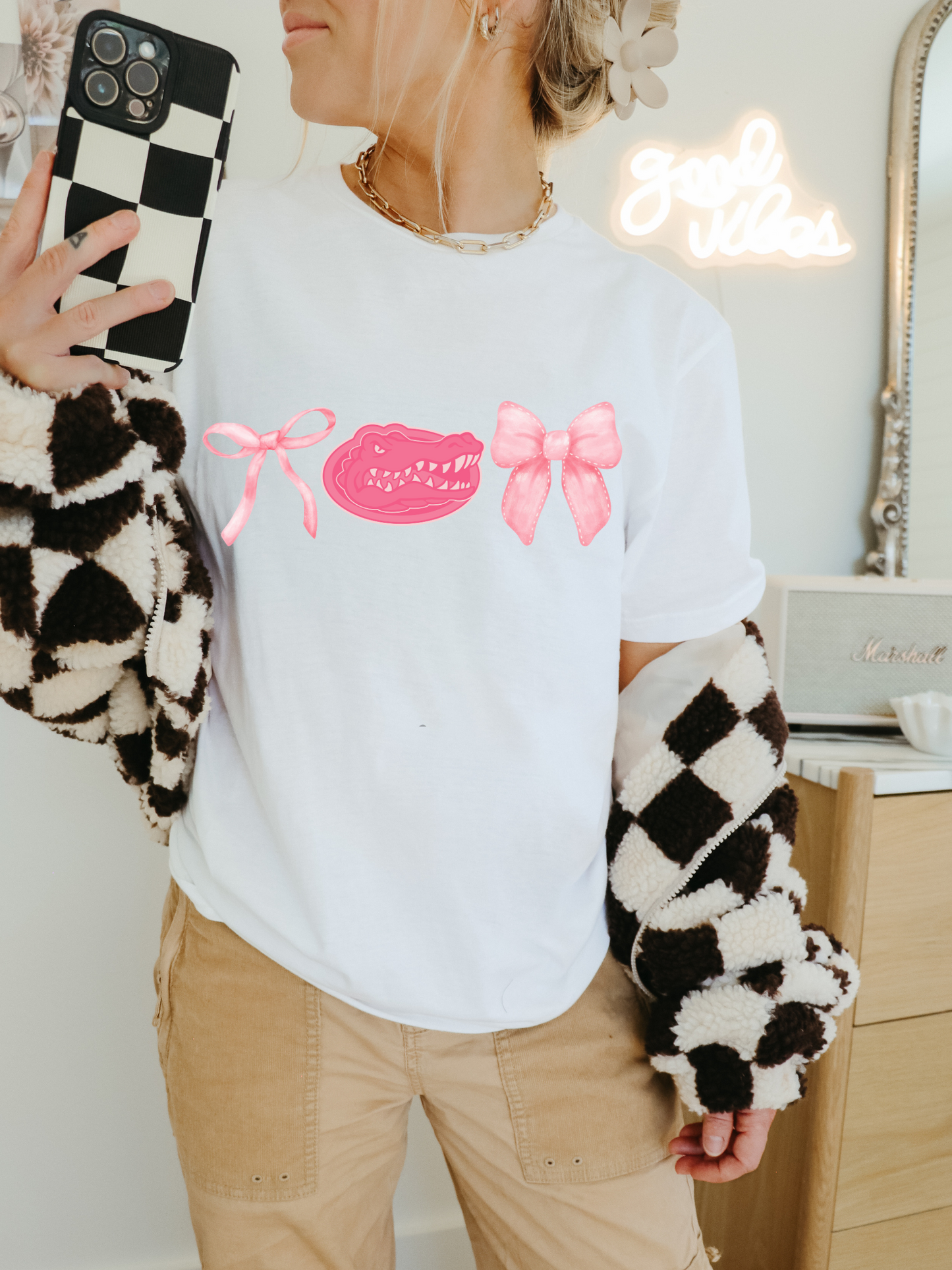 Pink Florida Gators Bow Adult Graphic Tee