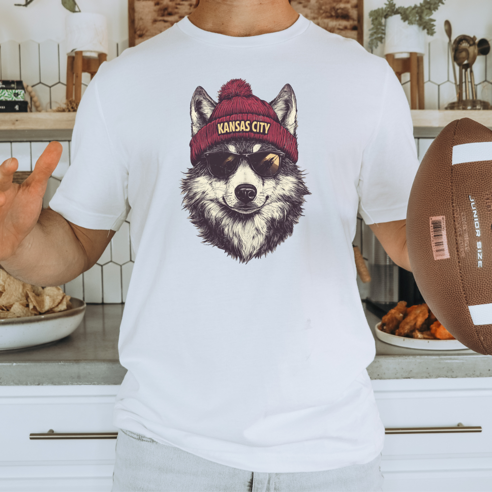 Kansas City Chiefs Wolf Beanie Adult Graphic Tee