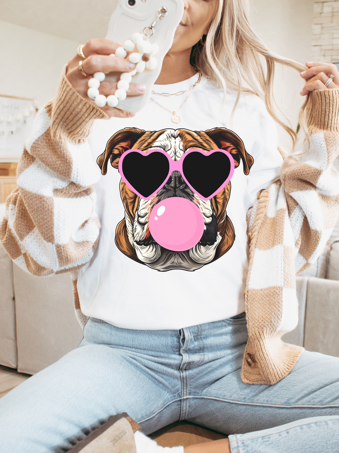 Bulldog Pink Bubble Georgia Adult Graphic Tee