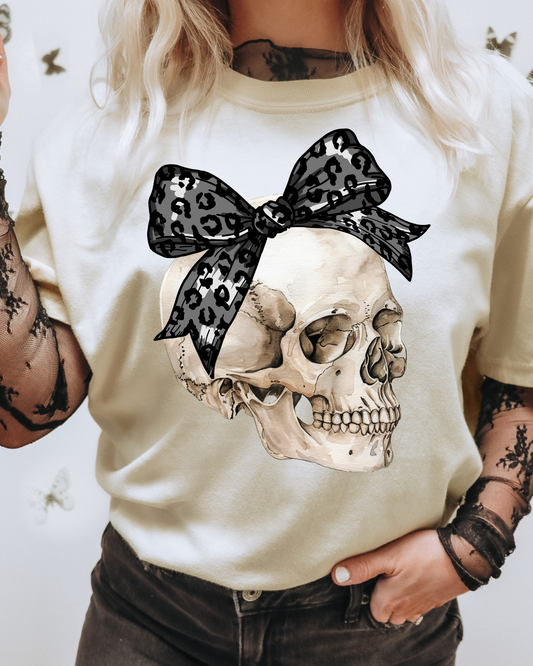 Coquette Bow Skull Spooky Adult Graphic Tee