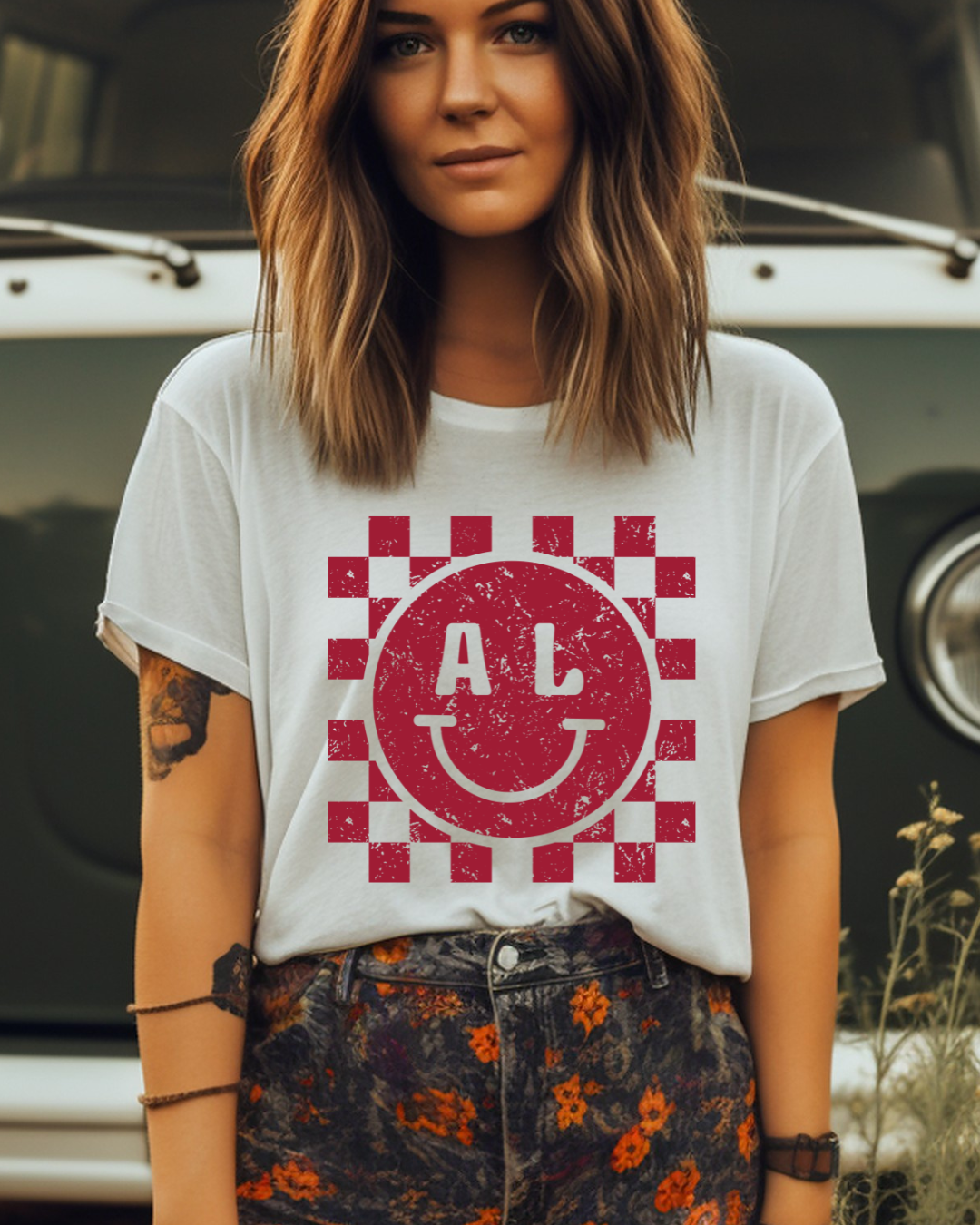 Alabama Checkerboard Smiley Distressed Adult Graphic T-Shirt