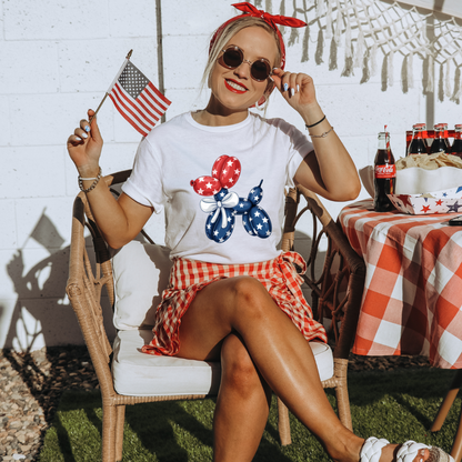 Patriotic Ballon Dog USA Adult Graphic Tee