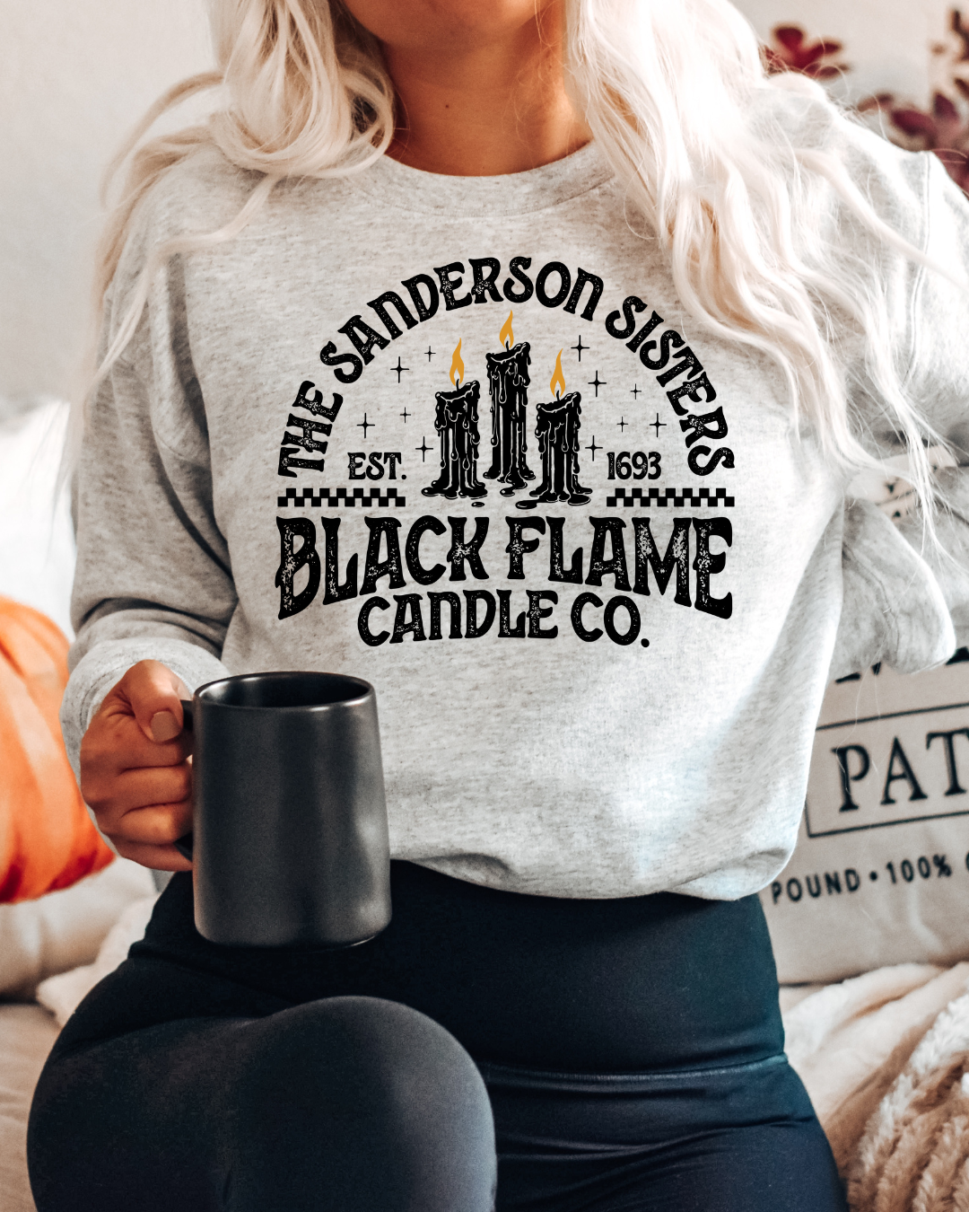 The-Sanderson Adult Graphic Crewneck Pullover