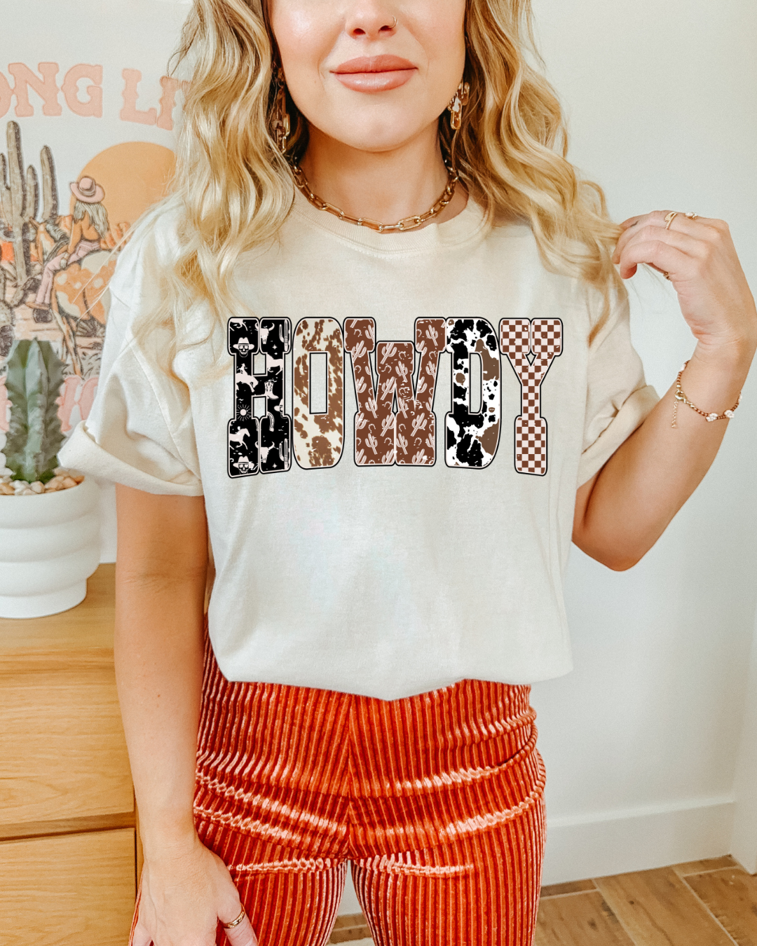Western Print Howdy Adult Graphic Tee