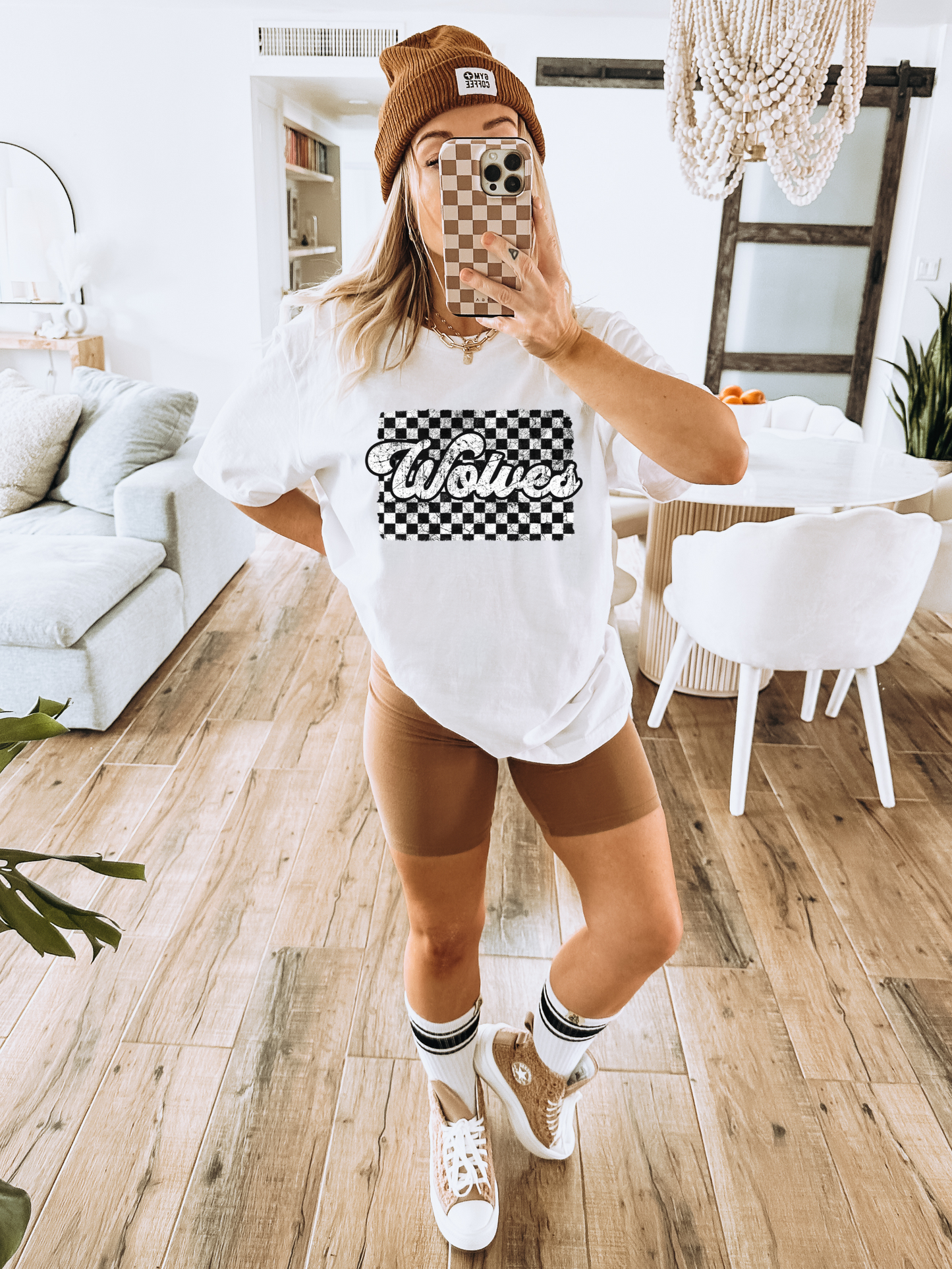 Retro Wolves Checkered Adult Graphic Tee